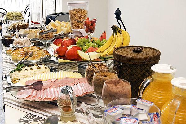 Hotel Caicara Bistro E Eventos Ltda Itaperuna Buitenkant foto