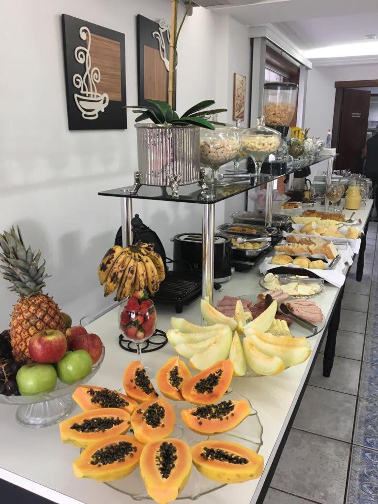 Hotel Caicara Bistro E Eventos Ltda Itaperuna Buitenkant foto